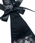 Curvvvy® BlossomLace – Tanga de encaje estilo pestaña con tiras finas y lazo floral