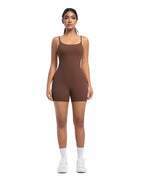 Enterizo deportivo corto con efecto segunda piel